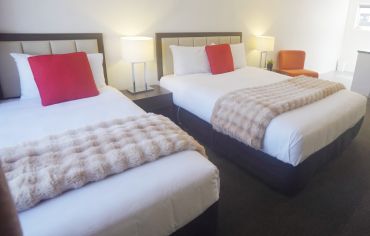 Executive Twin Studio